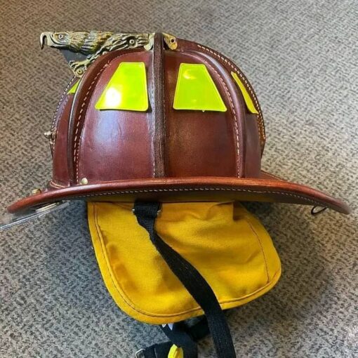 https://alphafireshop.com/product/cairns-leather-helmet/